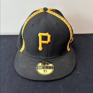 New Era Pittsburgh Pirates Hat ~ Size 7 3/8